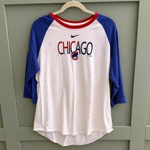 Nike Chicago Cubs Baseball Shirt - Women’s XL